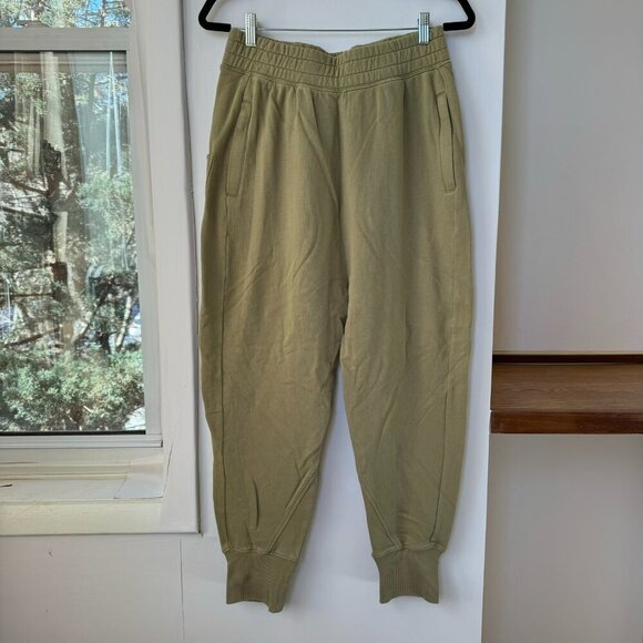 New Free People June Bug Joggers Sweatpants Harem Slouchy Tan FP Movement - Picture 4 of 9